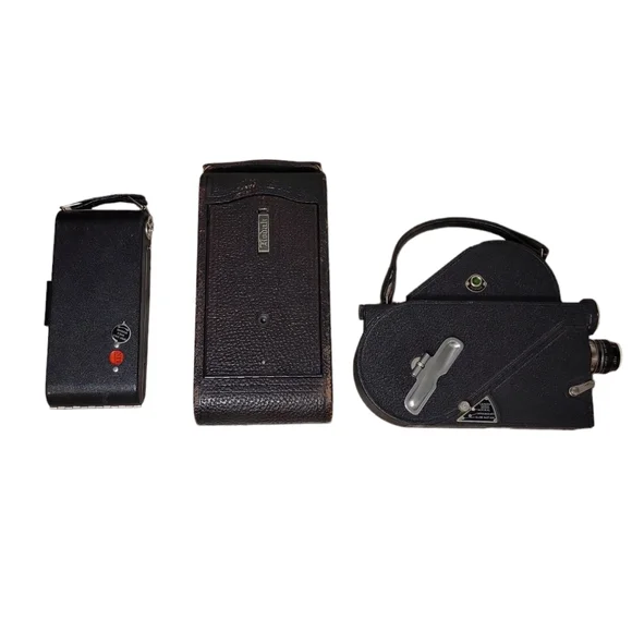 Vintage camera set Kodak Vintage Cameras in Black and Silver - Picture 3 of 16